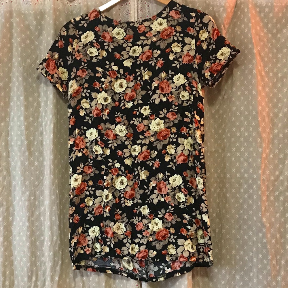 Floral Tunic with back zip